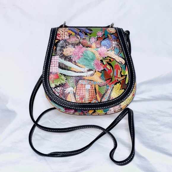 Sydney Love Unique Printed Design Faux Pebbled  Leather Small Crossbody - Picture 7 of 12